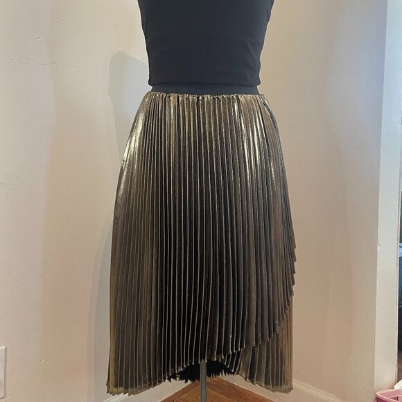Halogen x Atlantic-Pacific gold lamé waterfall skirt, size large - Picture 1 of 7